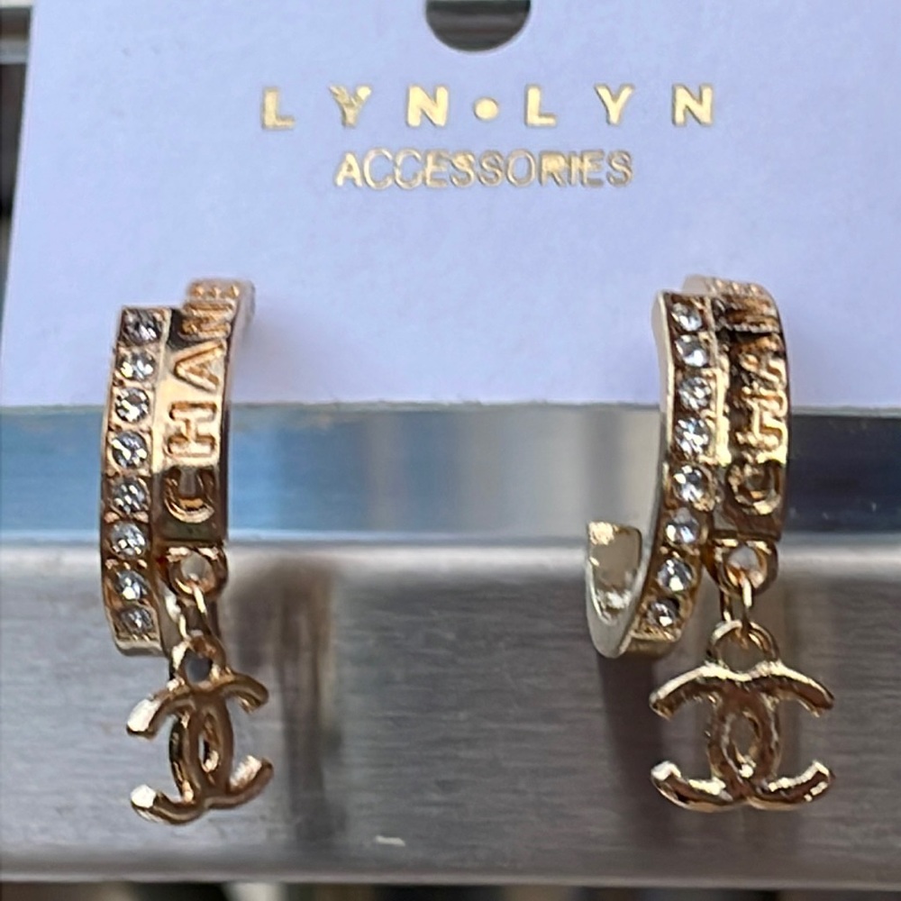 Fashion bling earrings